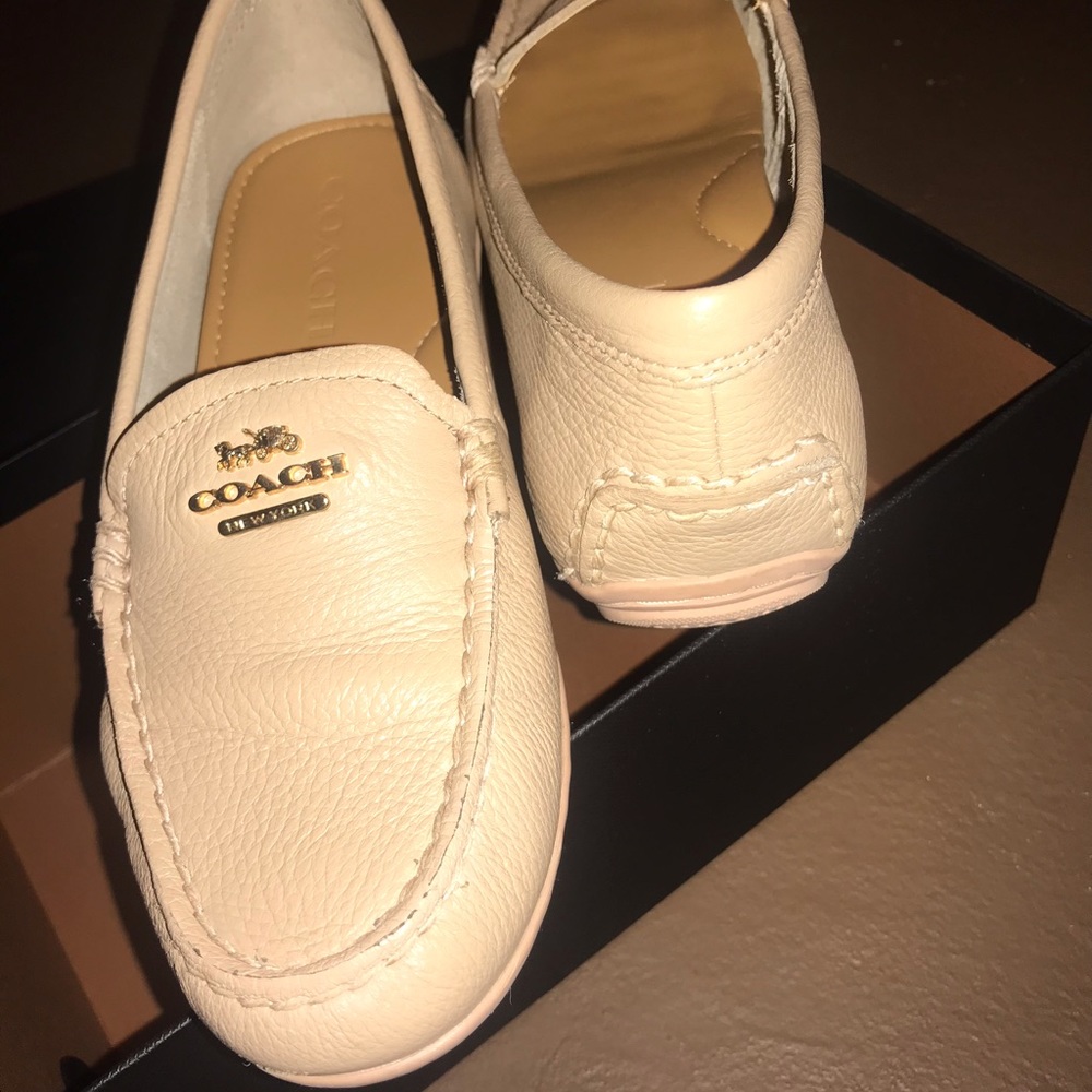COACH Paige Flats/Loafers